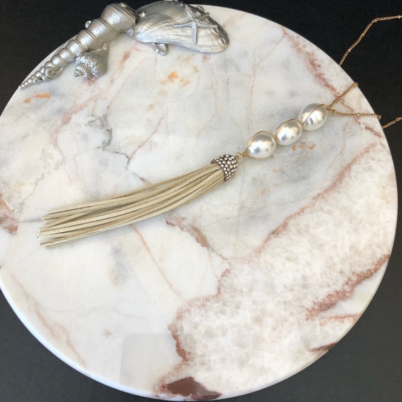 Fashion Jewelry Jewelry - Pearl Bead Felt Tassel Necklace